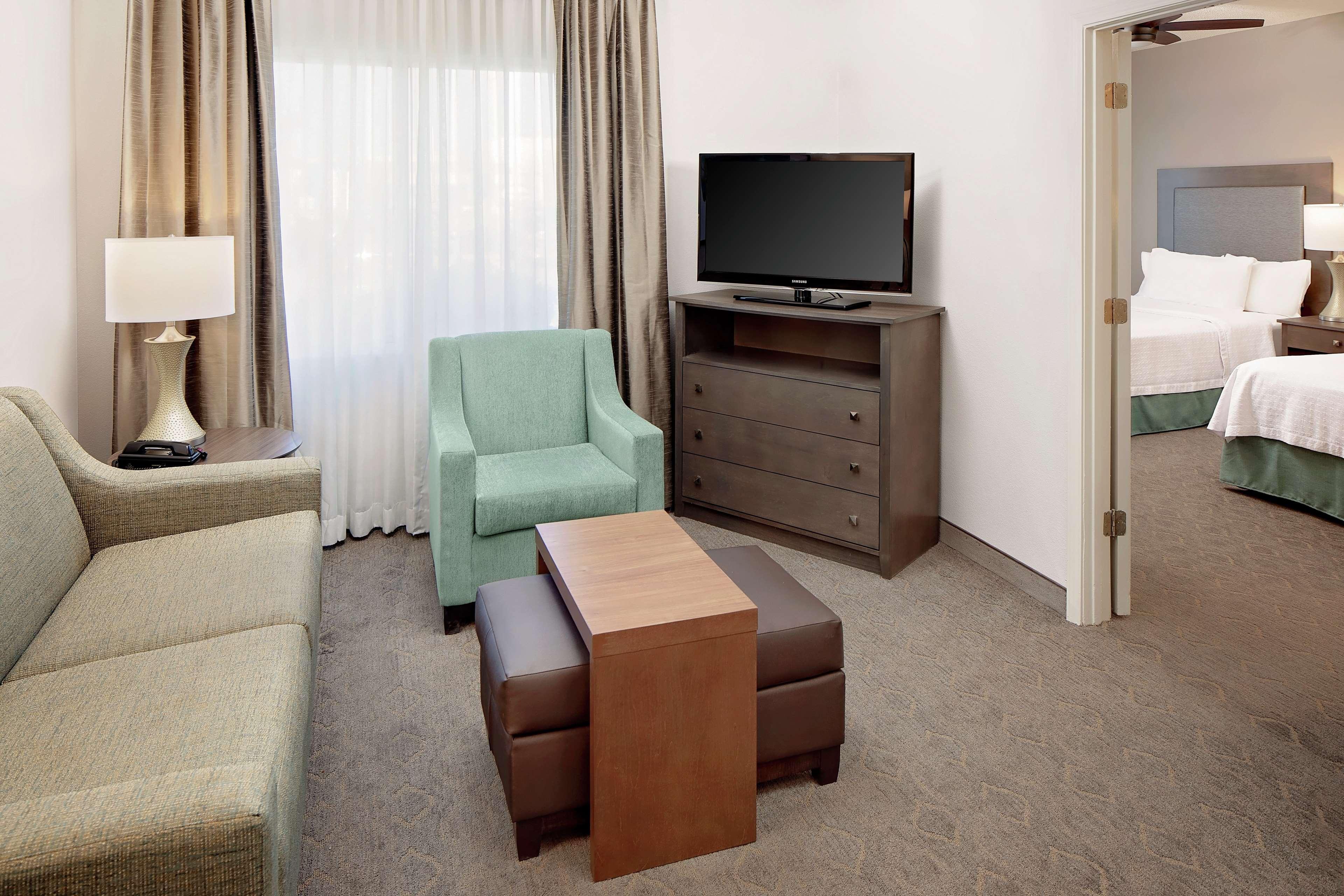 Homewood Suites By Hilton Dallas Market Center Esterno foto