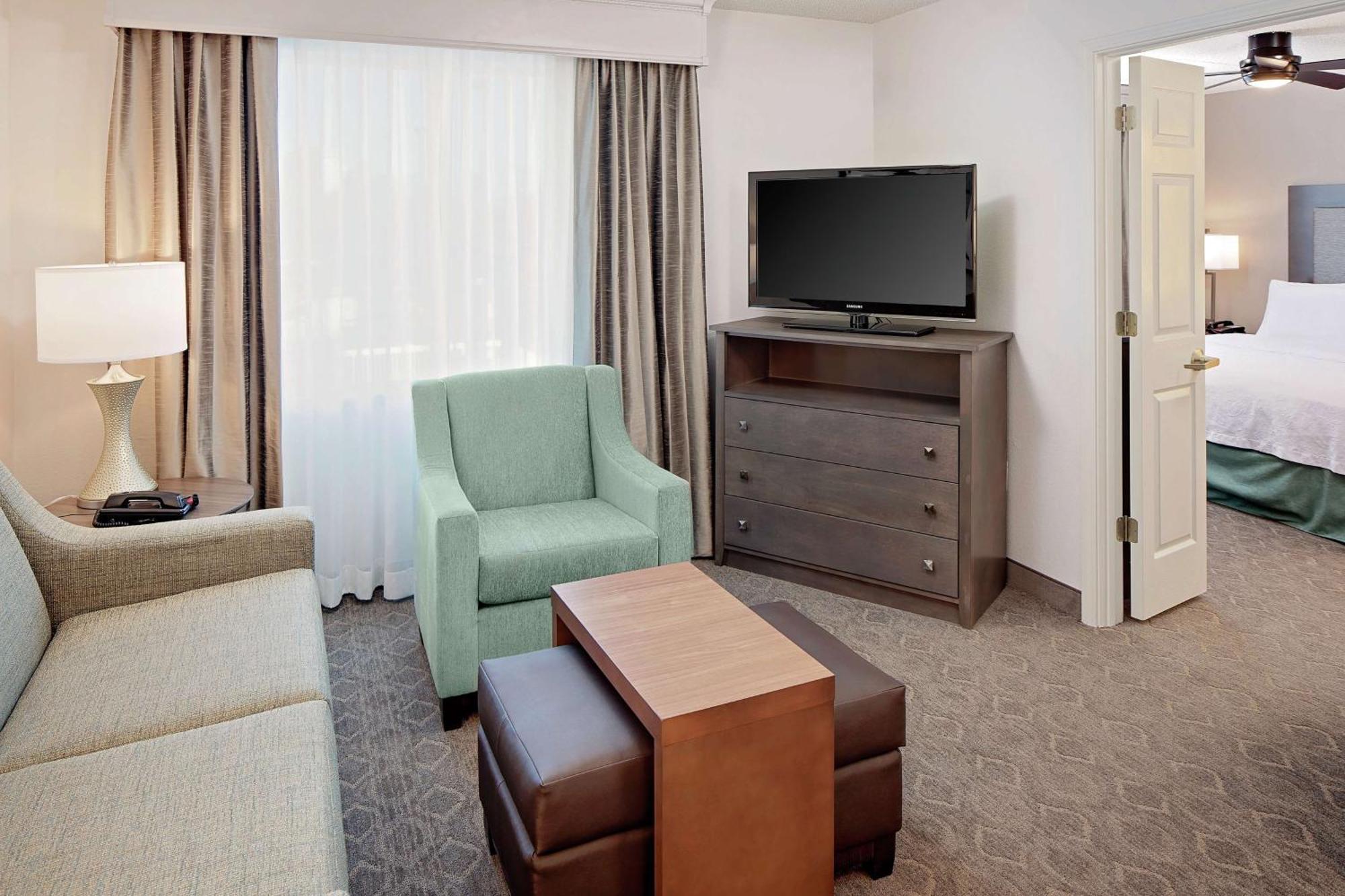 Homewood Suites By Hilton Dallas Market Center Esterno foto