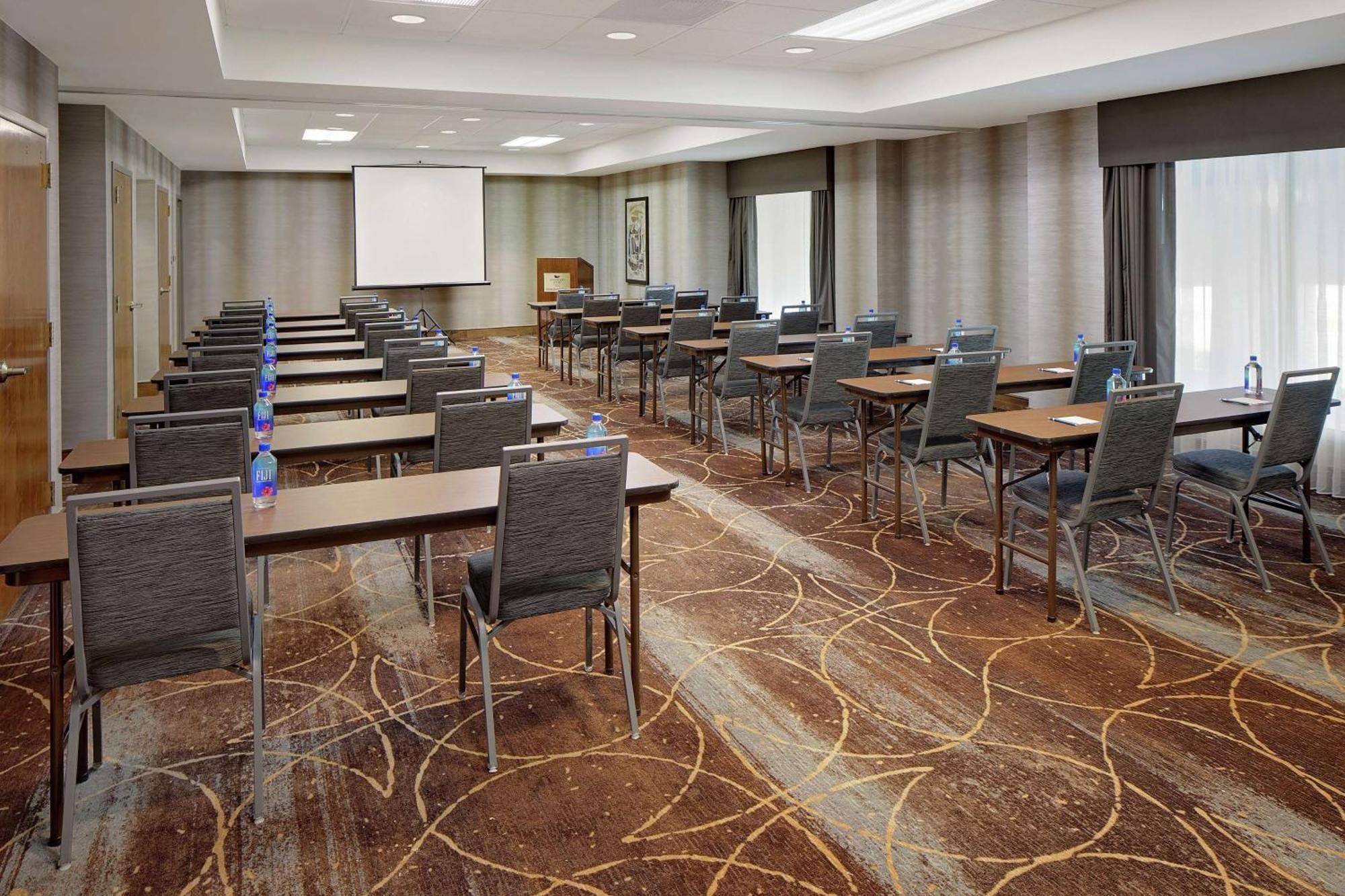 Homewood Suites By Hilton Dallas Market Center Esterno foto